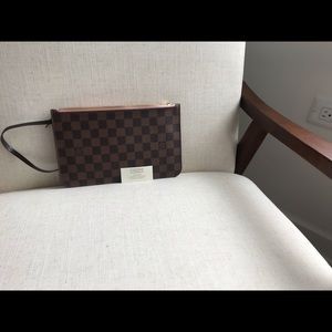 Louis Vuitton Pochette